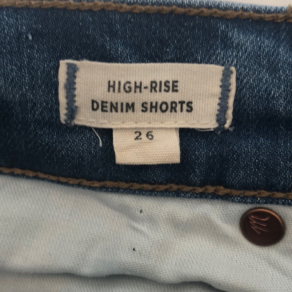 🔥SOLD🔥Madewell High-Rise denim Jean Shorts button front - Picture 5 of 8